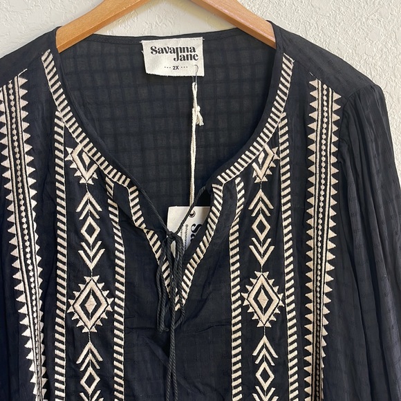 NWT Curvy Savanna Jane Bohemian Embroidered Top - Picture 6 of 10